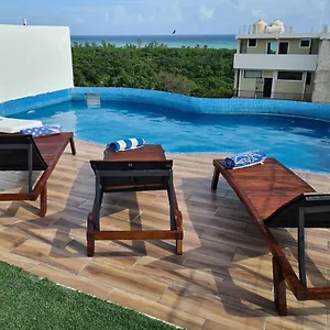 Aqua Vista By La Cultura Suites Aparthotel Playa del Carmen